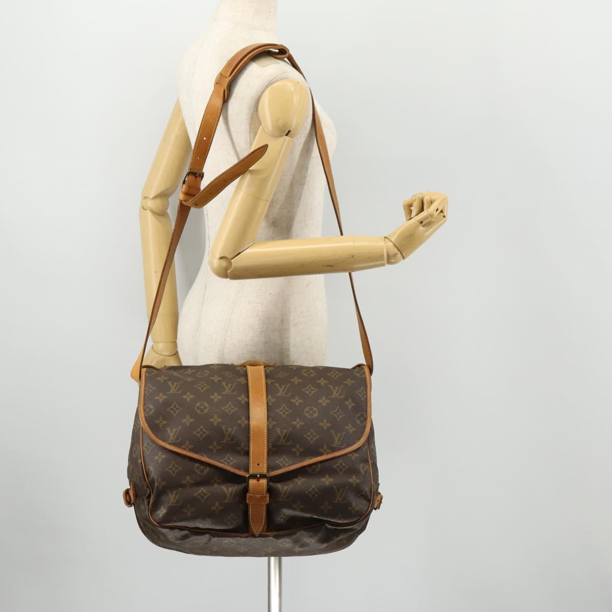 LOUIS VUITTON Monogram Saumur 35 Shoulder Bag M42254 LV Auth ki6534