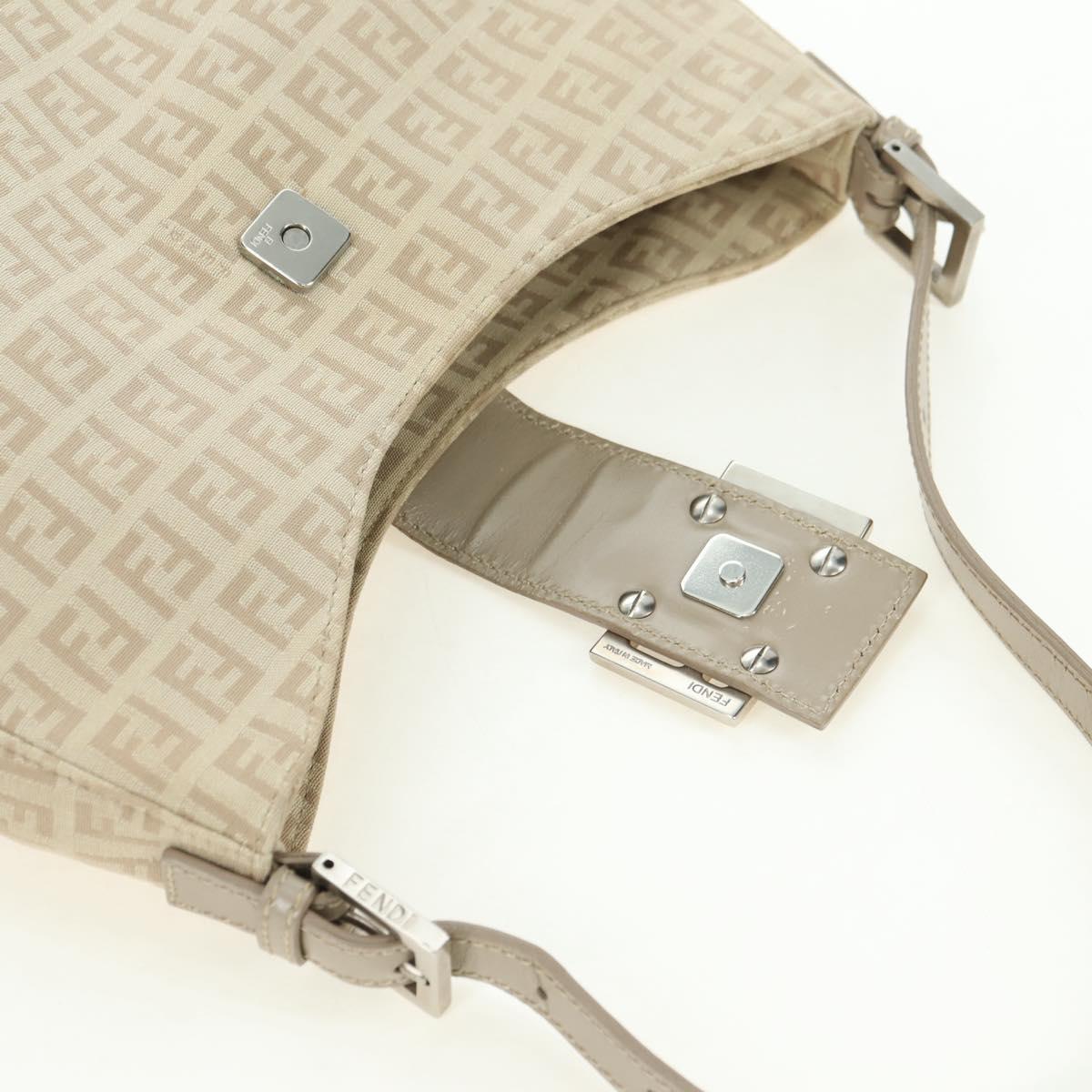 FENDI Zucchino Canvas Mamma Baguette Shoulder Bag Beige Silver Auth ki6644SAV