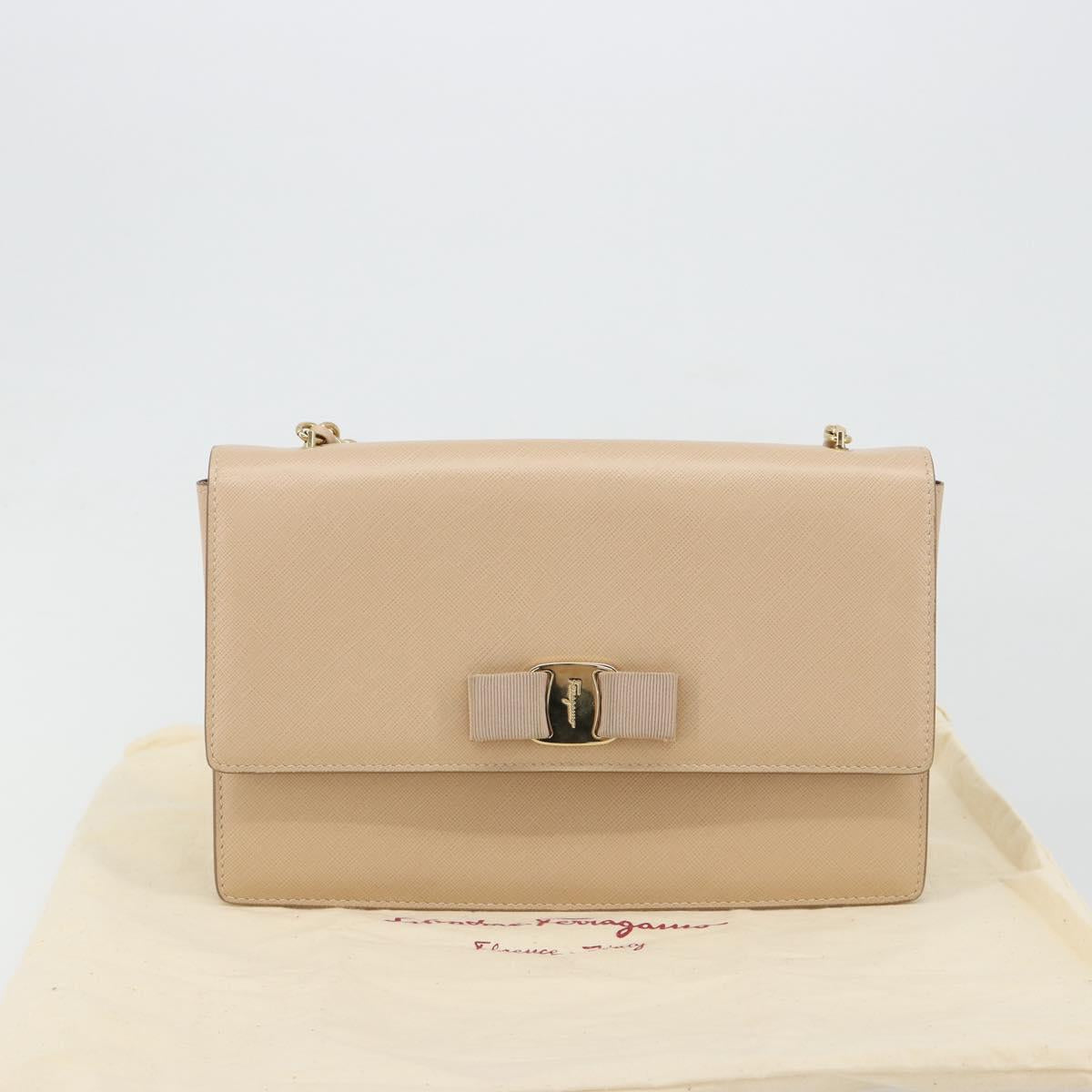 Salvatore Ferragamo Chain Shoulder Bag Leather Beige Gold Auth ki6669V