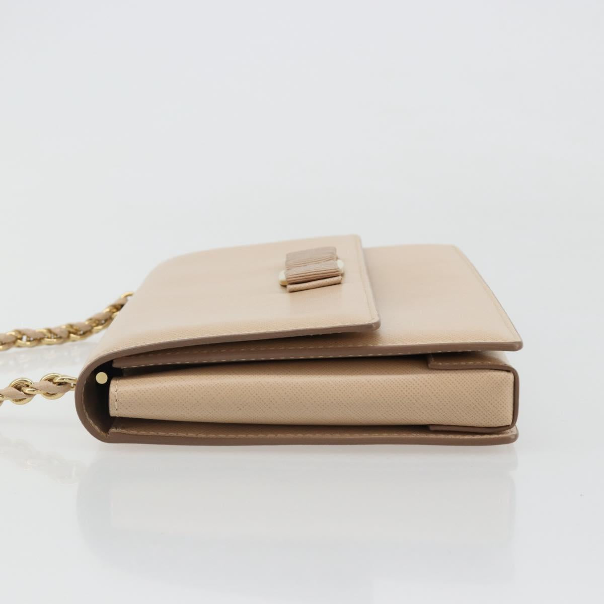 Salvatore Ferragamo Chain Shoulder Bag Leather Beige Gold Auth ki6669V