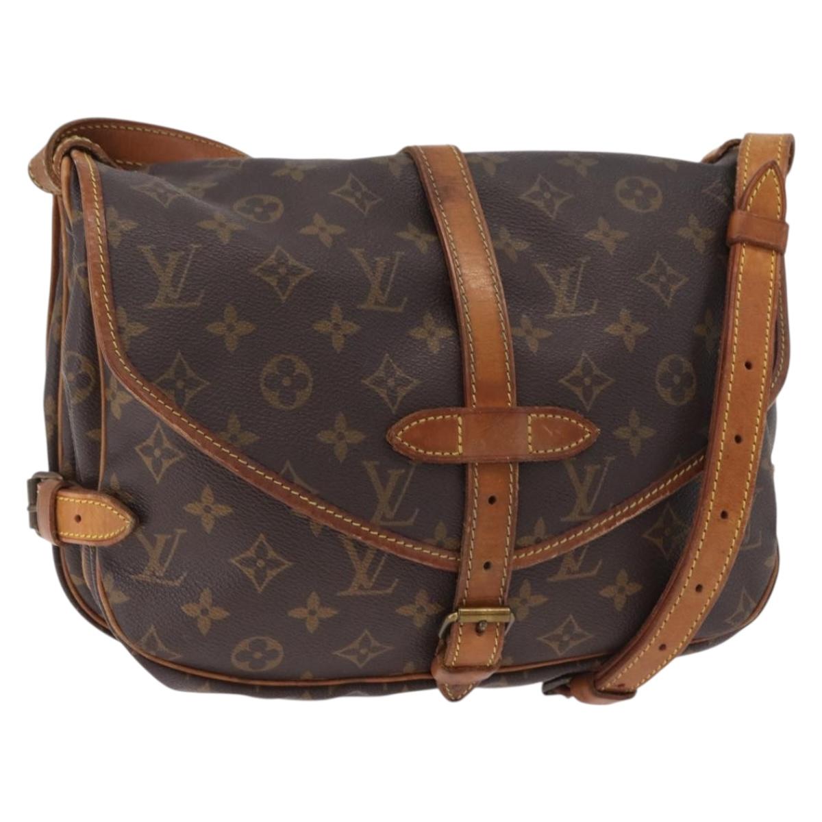 LOUIS VUITTON Monogram Saumur 30 Shoulder Bag M42256 LV Auth ki6796