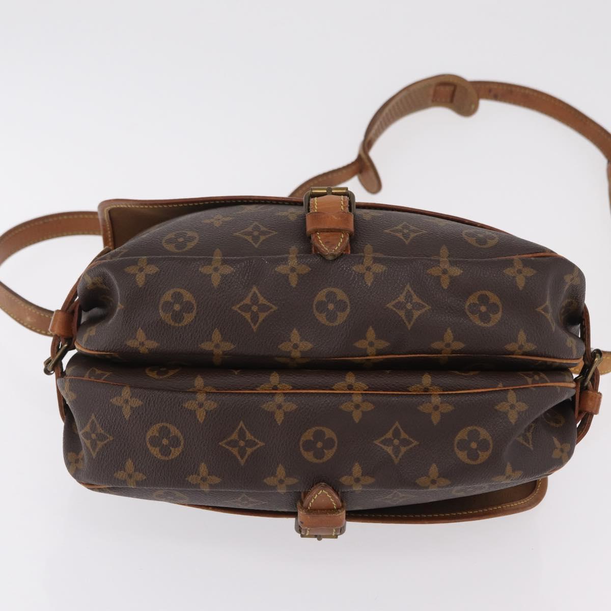 LOUIS VUITTON Monogram Saumur 30 Shoulder Bag M42256 LV Auth ki6796