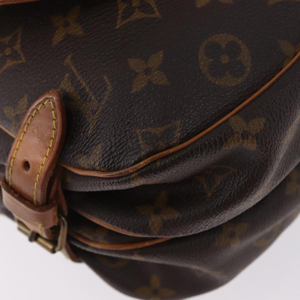 LOUIS VUITTON Monogram Saumur 30 Shoulder Bag M42256 LV Auth ki6796