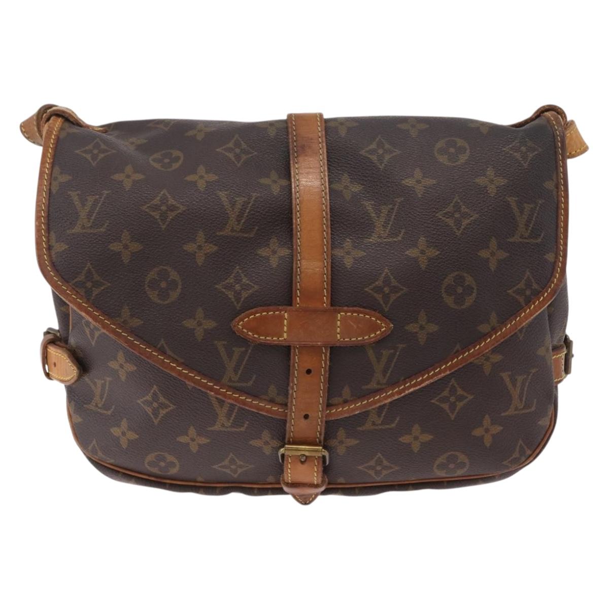 LOUIS VUITTON Monogram Saumur 30 Shoulder Bag M42256 LV Auth ki6796