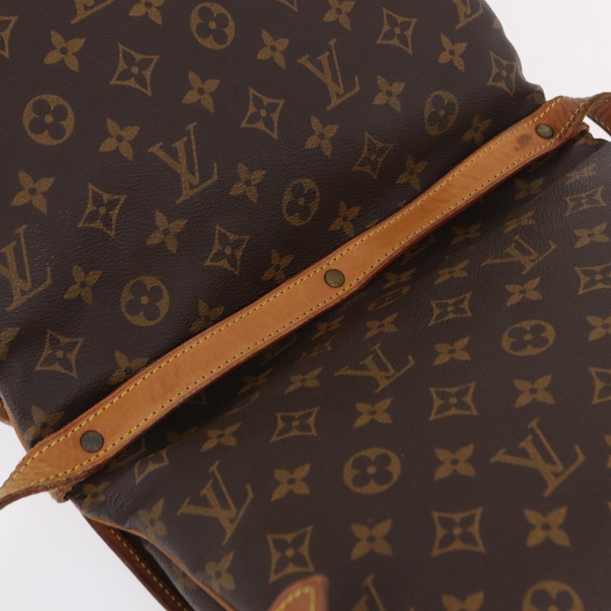 LOUIS VUITTON Monogram Saumur 30 Shoulder Bag M42256 LV Auth ki6796