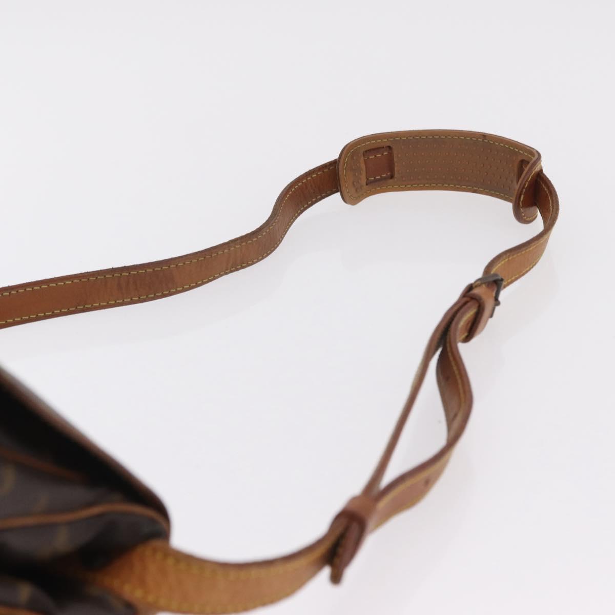 LOUIS VUITTON Monogram Saumur 30 Shoulder Bag M42256 LV Auth ki6796