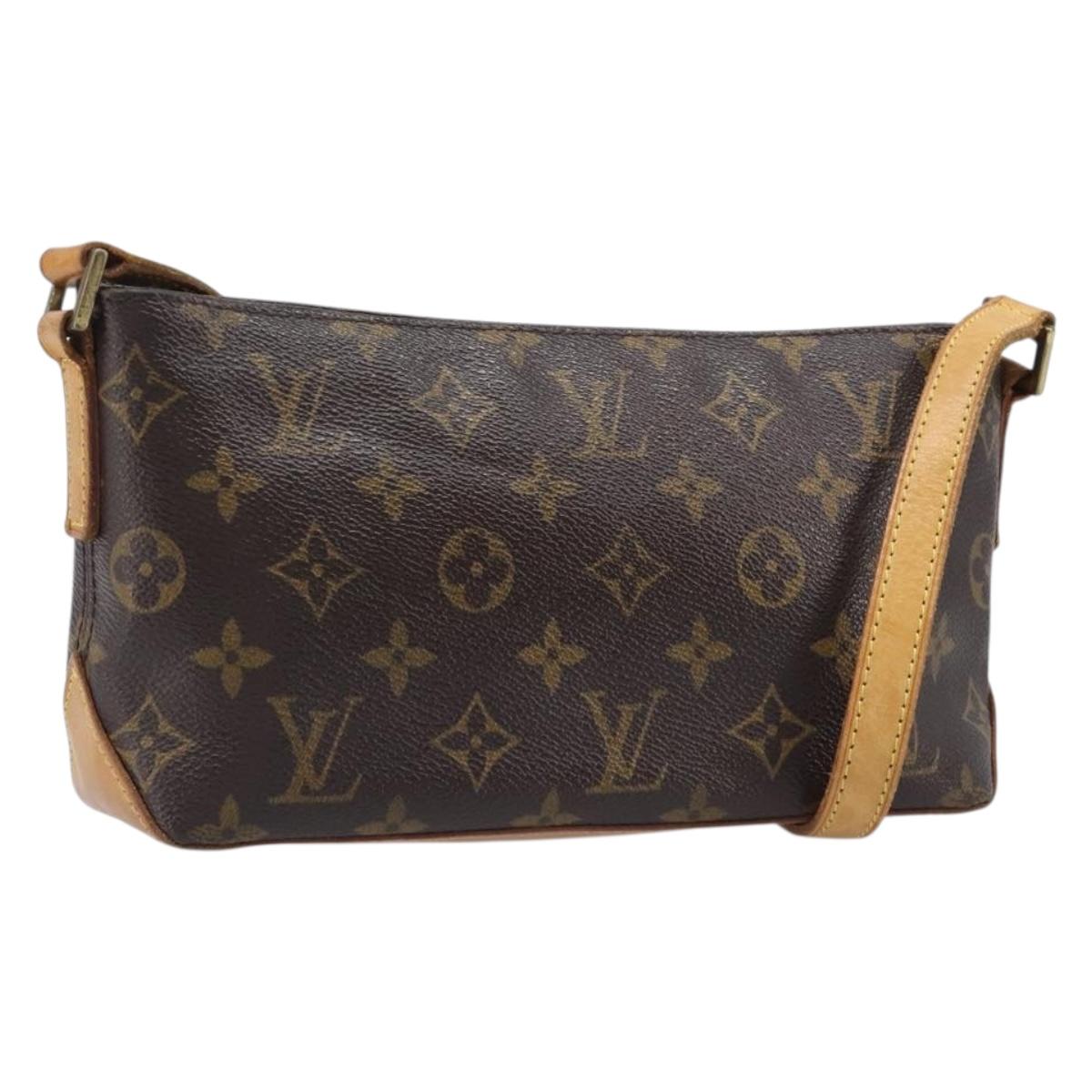 LOUIS VUITTON Monogram Trotteur Shoulder Bag M51240 LV Auth ki6817