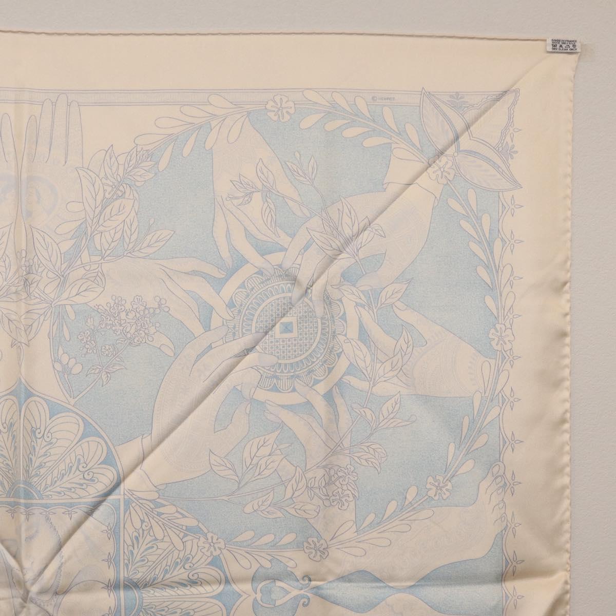 HERMES Carre 90 Scarf Silk Beige Light Blue ""Les chants du Henna"" Auth ki6863M