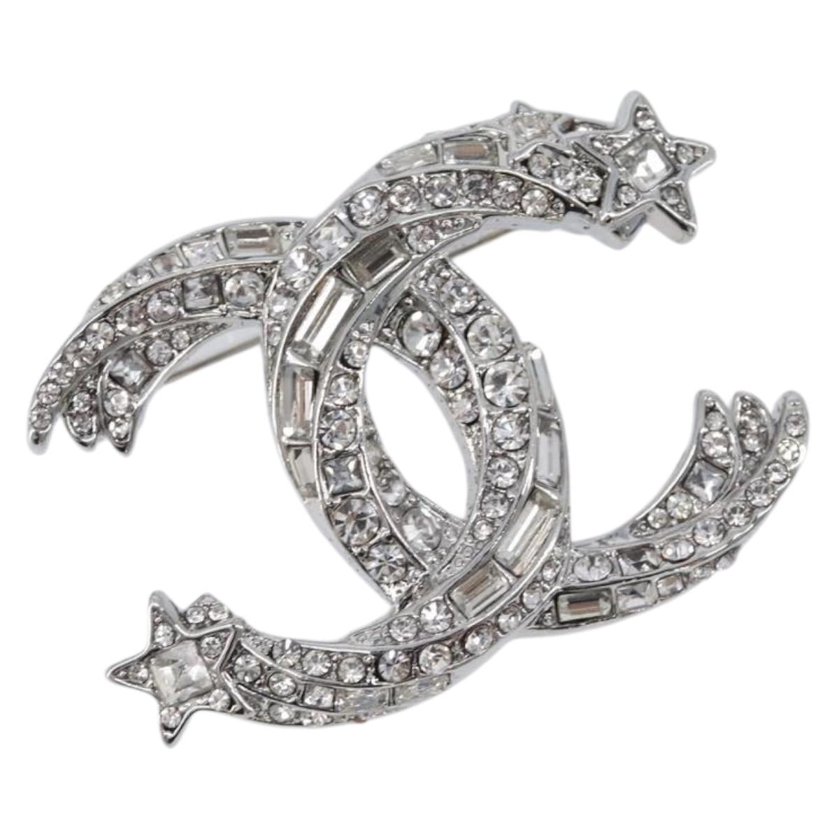 CHANEL Brooch Metal Silver CC Auth ki6897M