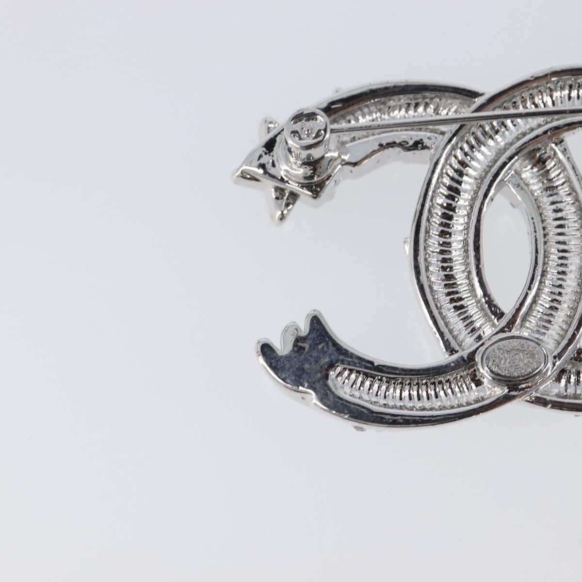 CHANEL Brooch Metal Silver CC Auth ki6897M