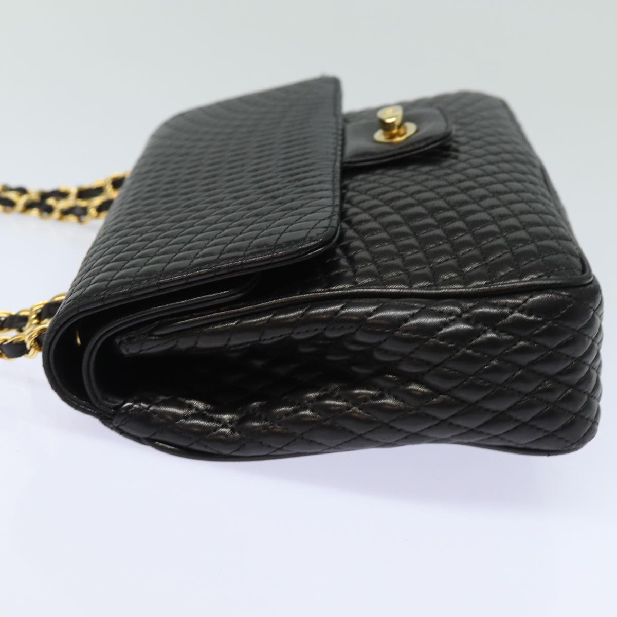 BALLY Quilted Chain Shoulder Bag Leather Black Auth kk282