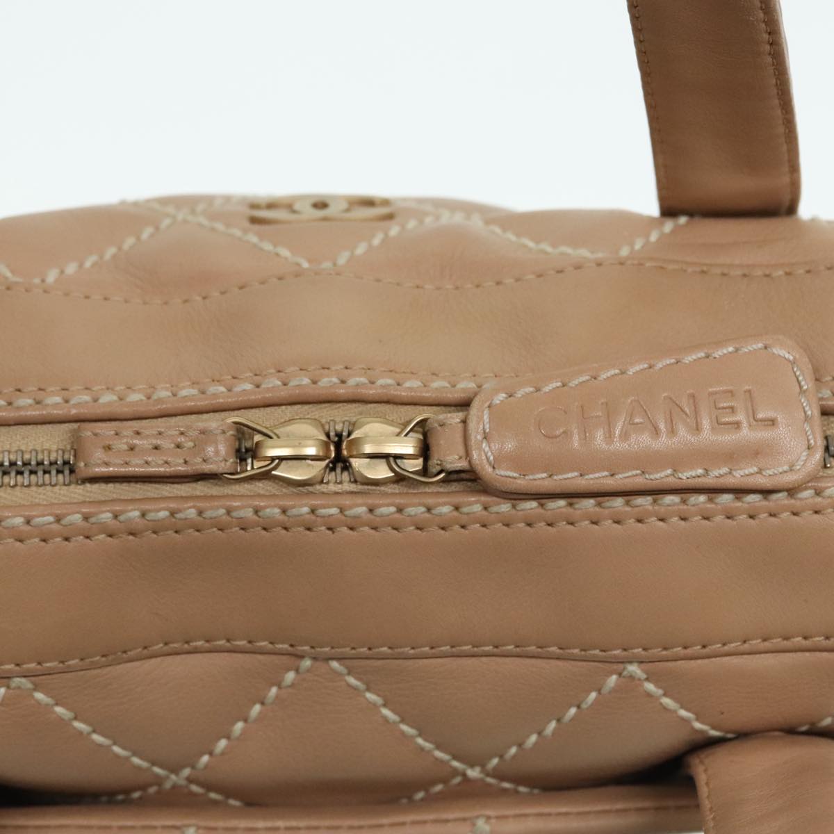 CHANEL Matelasse Wild Stitch Hand Bag Leather Beige Gold CC Auth kk334