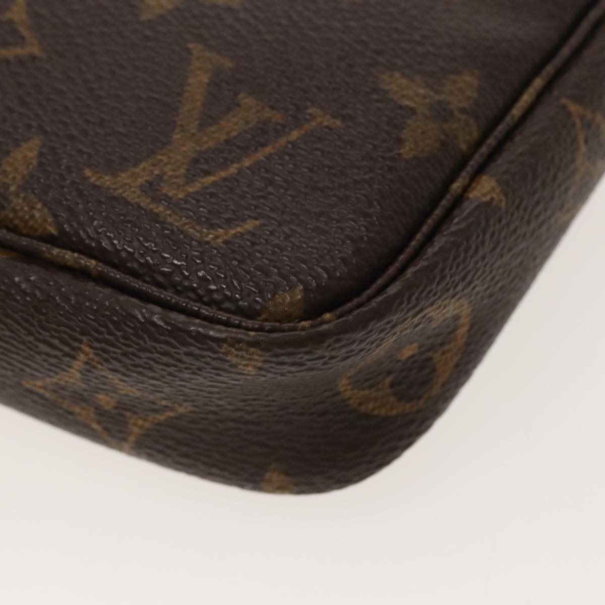 LOUIS VUITTON Monogram Pochette Accessoires Pouch M51980 LV Auth kk352