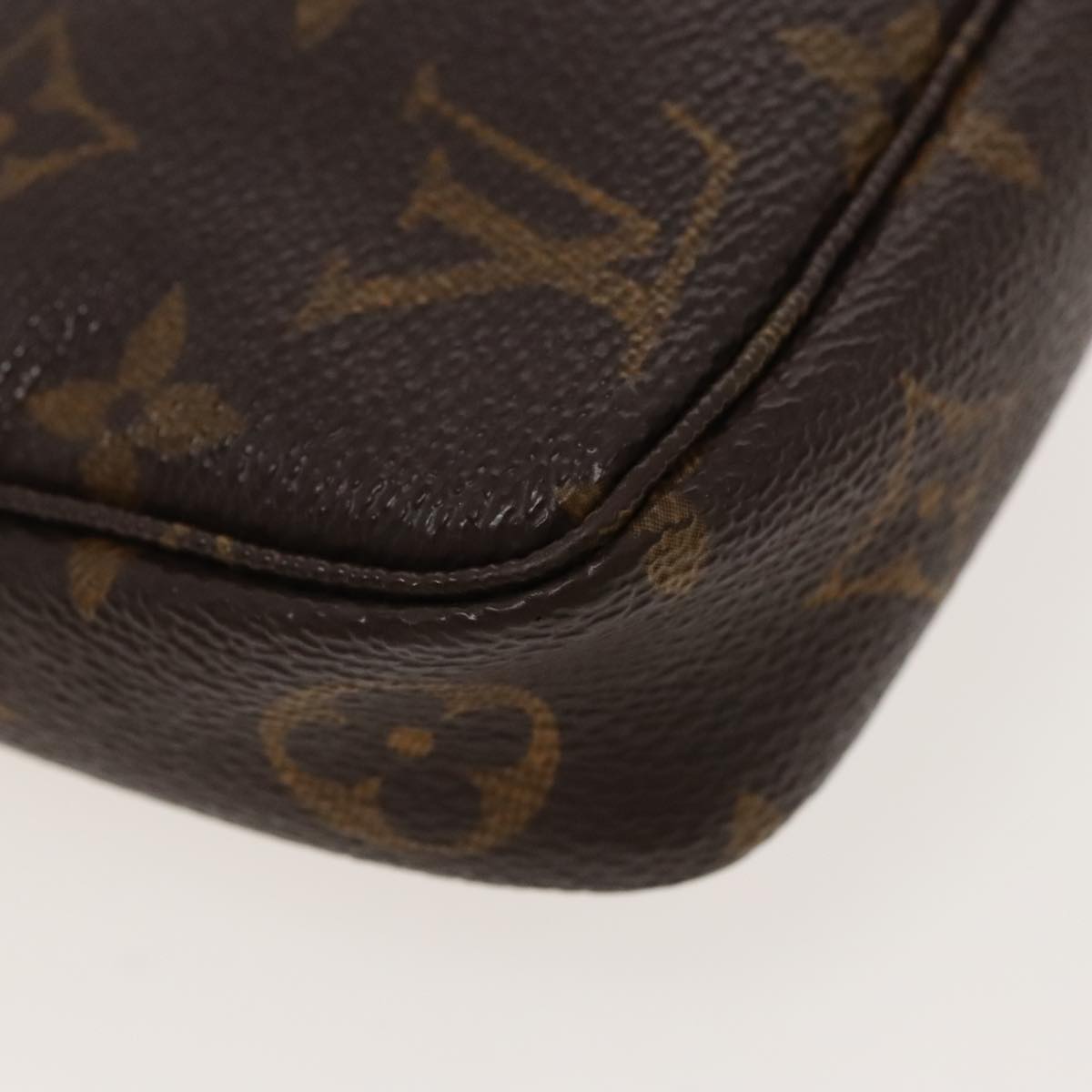 LOUIS VUITTON Monogram Pochette Accessoires Pouch M51980 LV Auth kk352