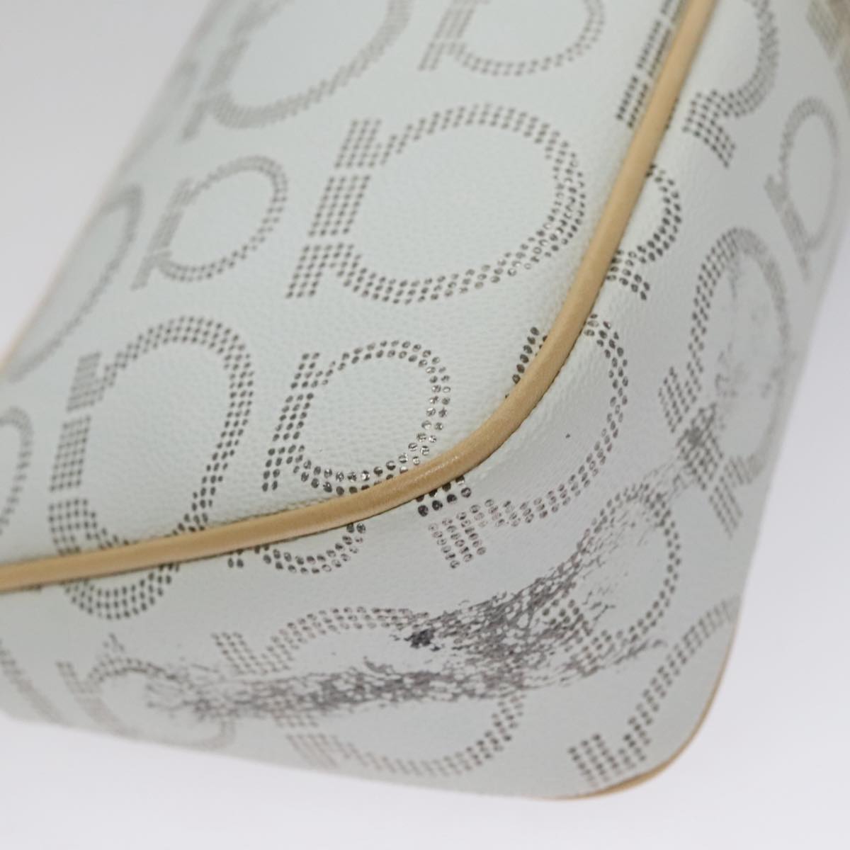 Salvatore Ferragamo Accessory Pouch PVC Leather Gray Auth kk414