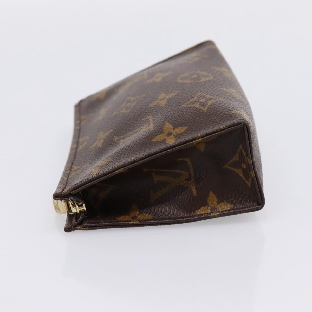 LOUIS VUITTON Monogram Poche Toilette 15 Pouch M47546 LV Auth kk721