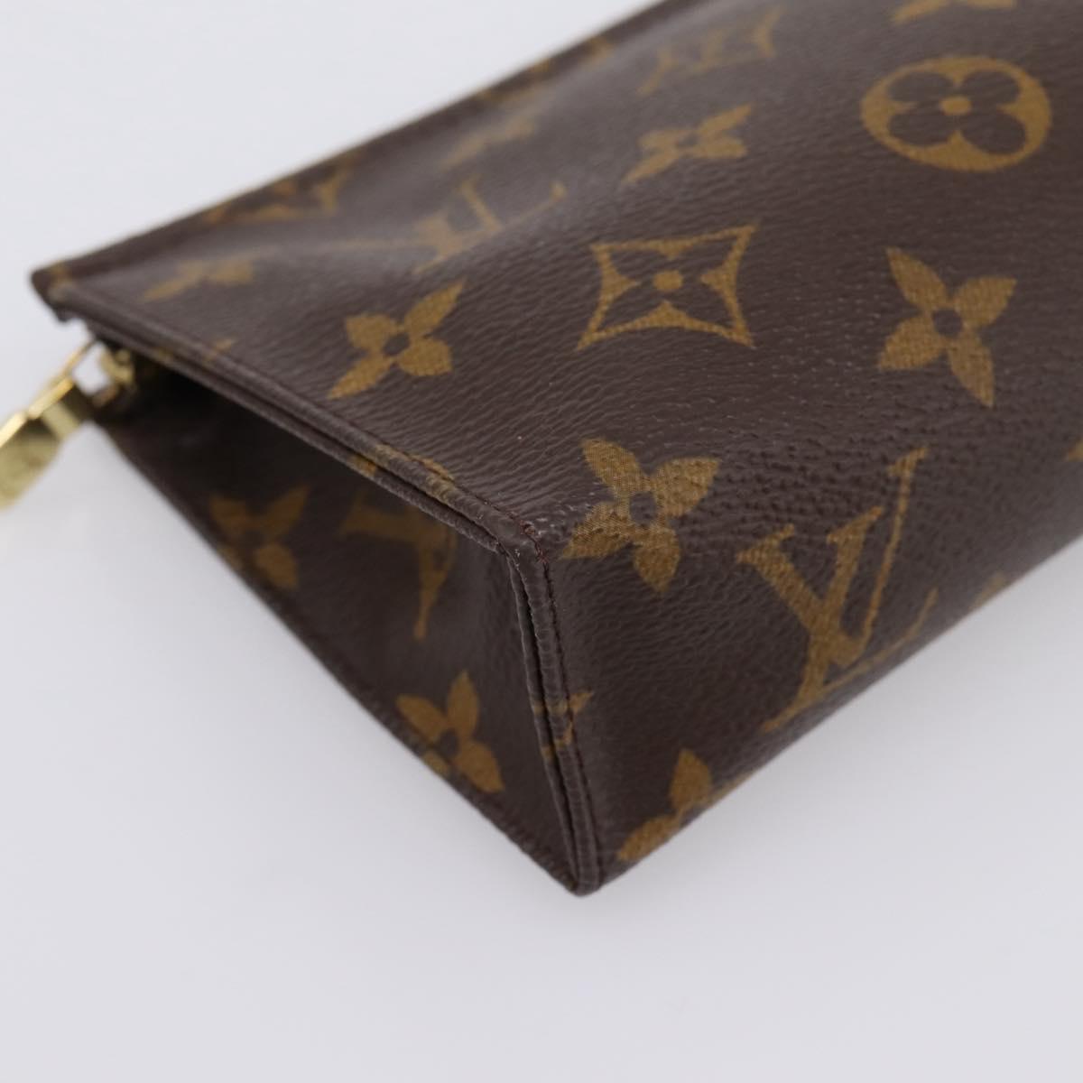 LOUIS VUITTON Monogram Poche Toilette 15 Pouch M47546 LV Auth kk721