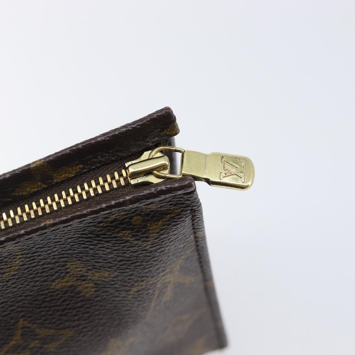 LOUIS VUITTON Monogram Poche Toilette 19 Pouch M47544 LV Auth kk722