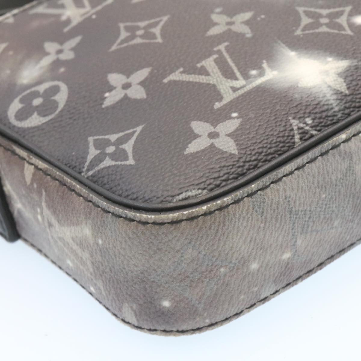 LOUIS VUITTON Monogram Galaxy Alpha Messenger Shoulder Bag M44165 LV Auth knn044