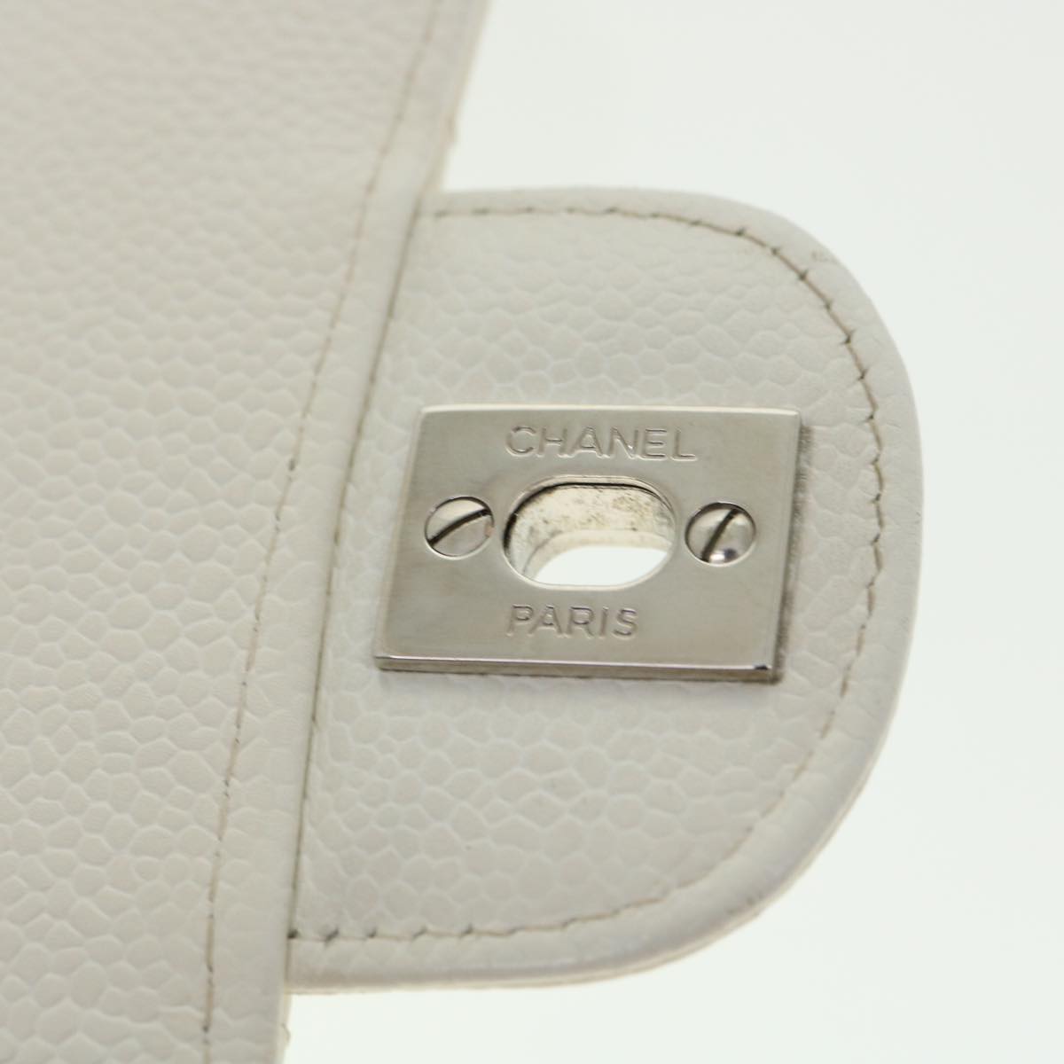 CHANEL Matelasse Double Flap Chain Shoulder Bag Caviar Skin White CC Auth knn085