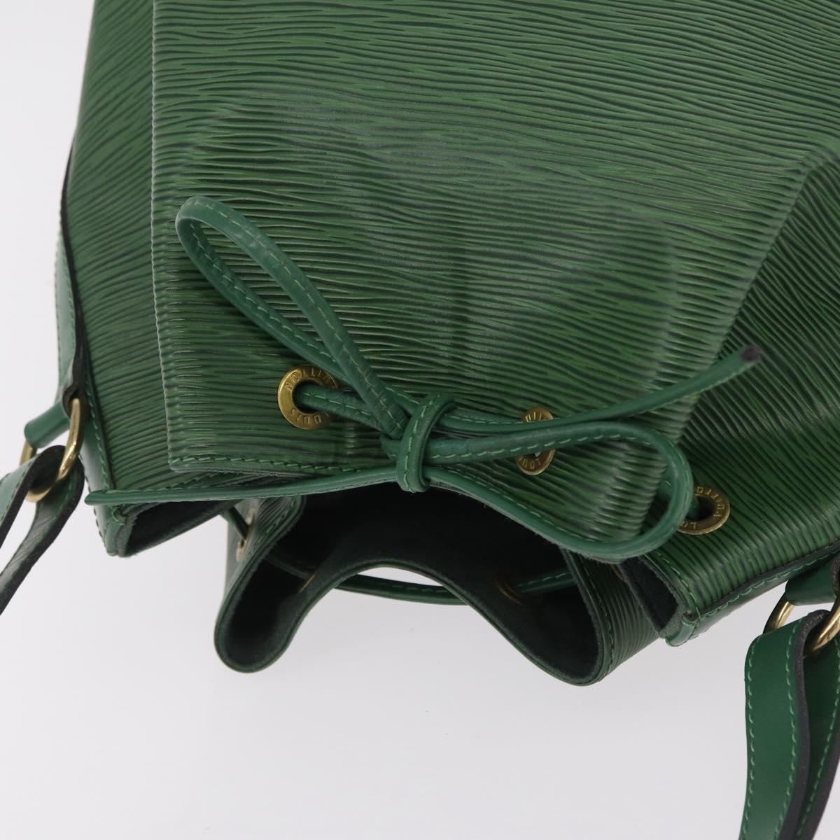 LOUIS VUITTON Epi Petit Noe Shoulder Bag Green M44104 LV Auth LN011V