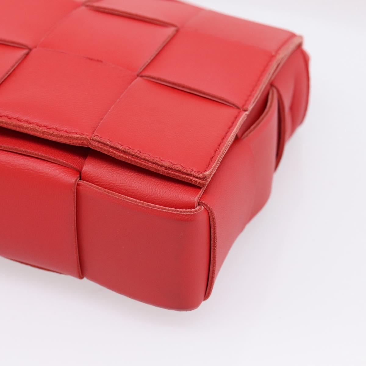 Bottega Veneta MAXI INTRECCIATO Cassette Shoulder Bag Leather Red Auth LN047V