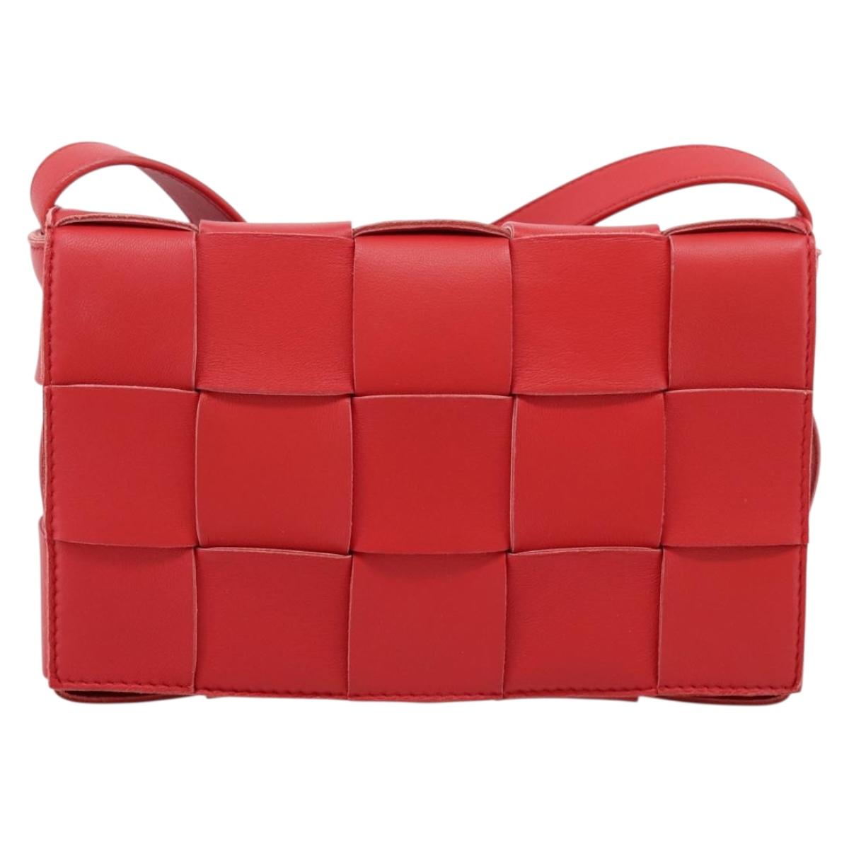 Bottega Veneta MAXI INTRECCIATO Cassette Shoulder Bag Leather Red Auth LN047V