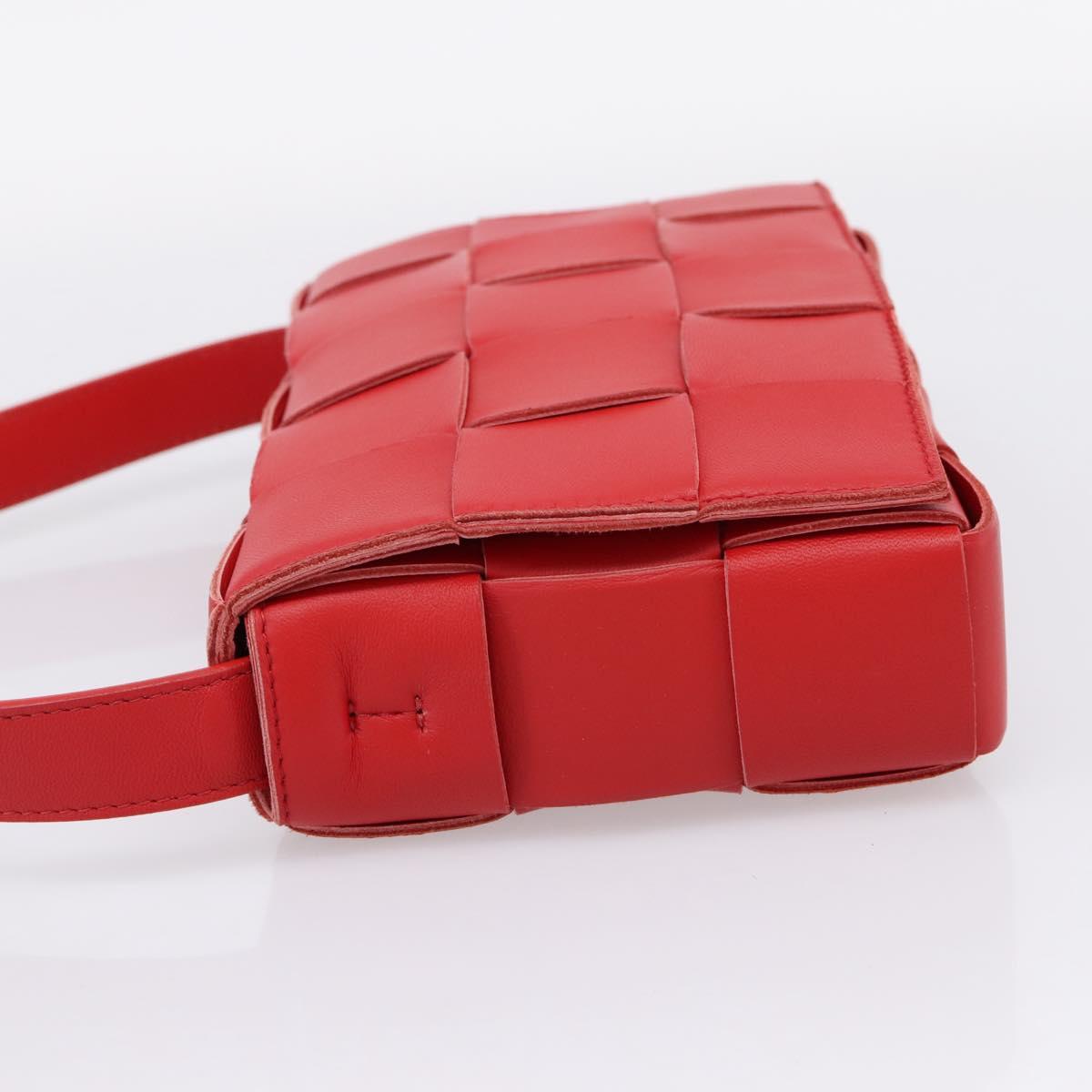 Bottega Veneta MAXI INTRECCIATO Cassette Shoulder Bag Leather Red Auth LN047V