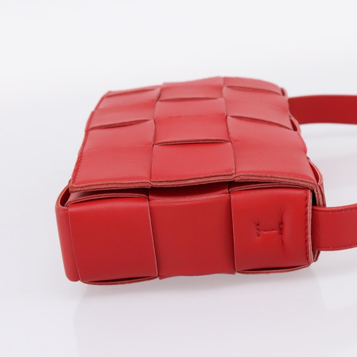 Bottega Veneta MAXI INTRECCIATO Cassette Shoulder Bag Leather Red Auth LN047V