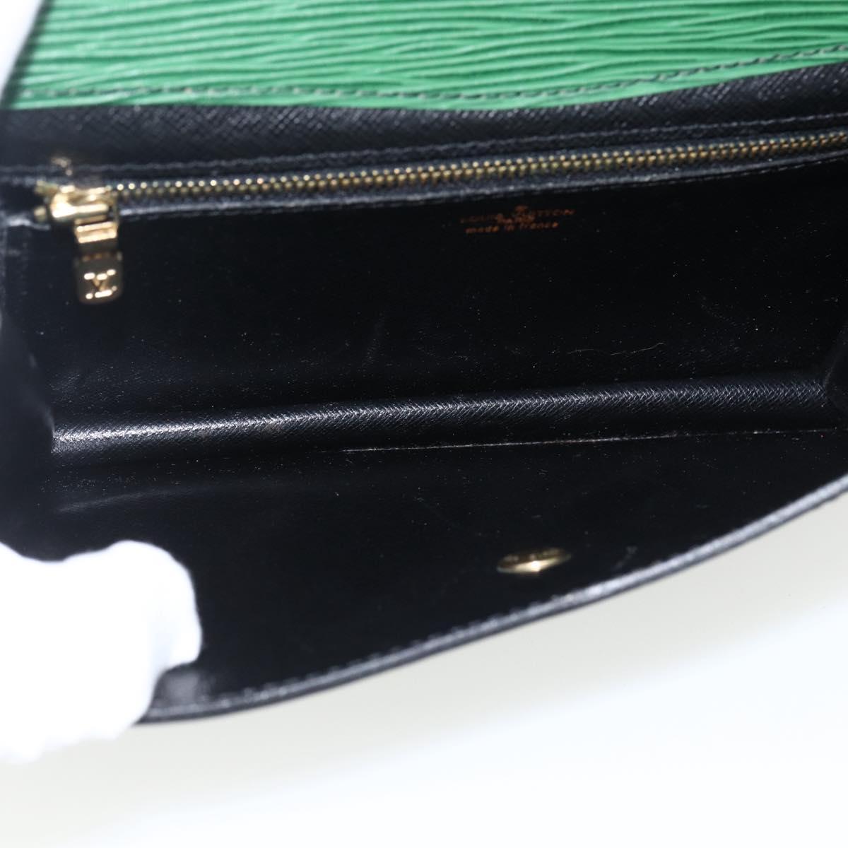 LOUIS VUITTON Epi Montaigne 23 Clutch Bag Green M52664 LV Auth LNZ018