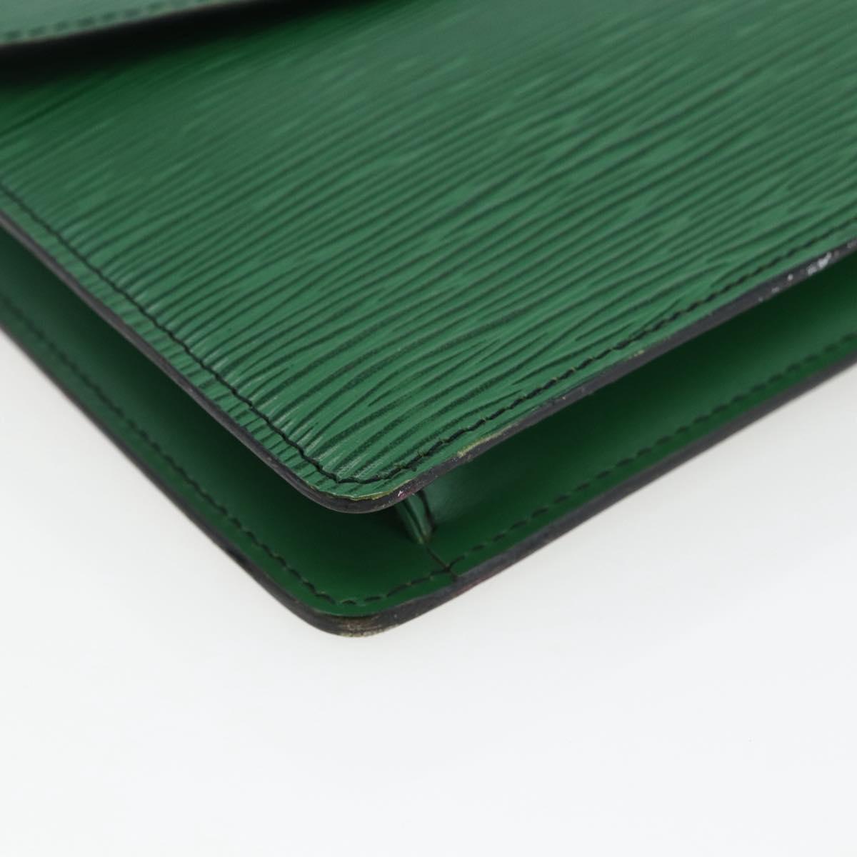 LOUIS VUITTON Epi Montaigne 23 Clutch Bag Green M52664 LV Auth LNZ018