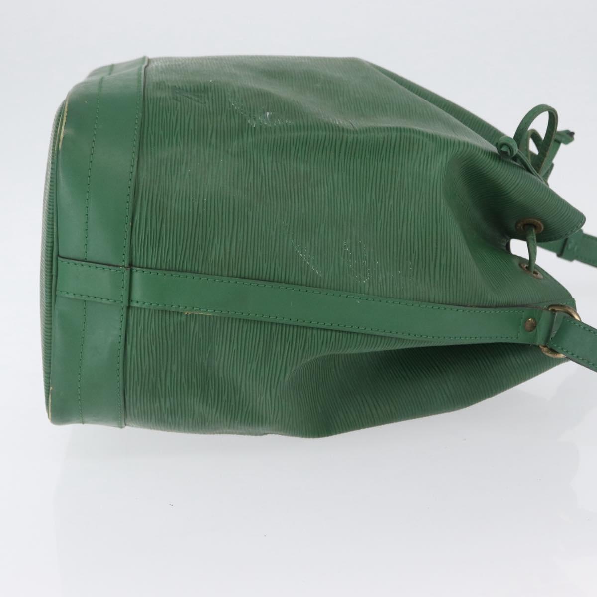 LOUIS VUITTON Epi Noe Shoulder Bag Green M44004 LV Auth LNZ152
