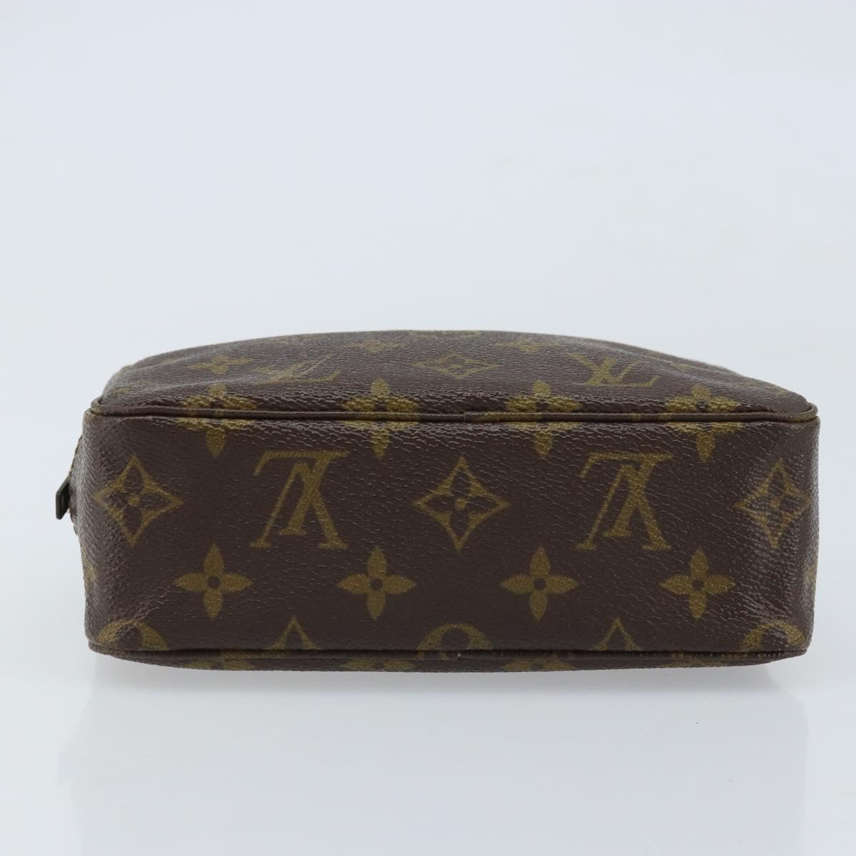 LOUIS VUITTON Monogram Trousse Toilette 18 Pouch M47526 LV Auth LNZ171