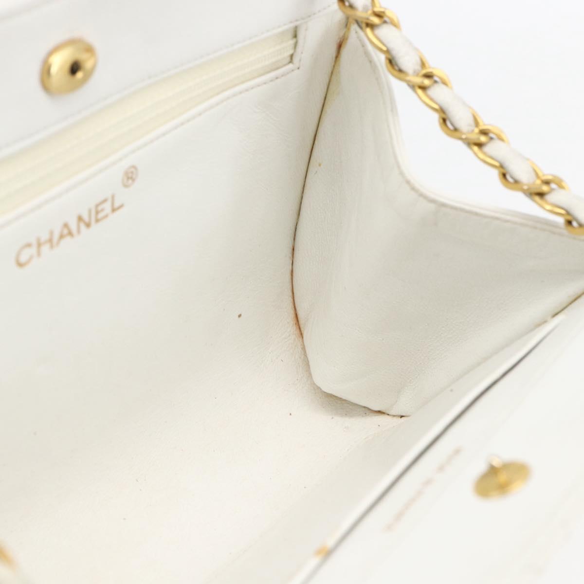 CHANEL Matelasse Chain Shoulder Bag Lamb Skin White Gold CC Auth LNZ247A