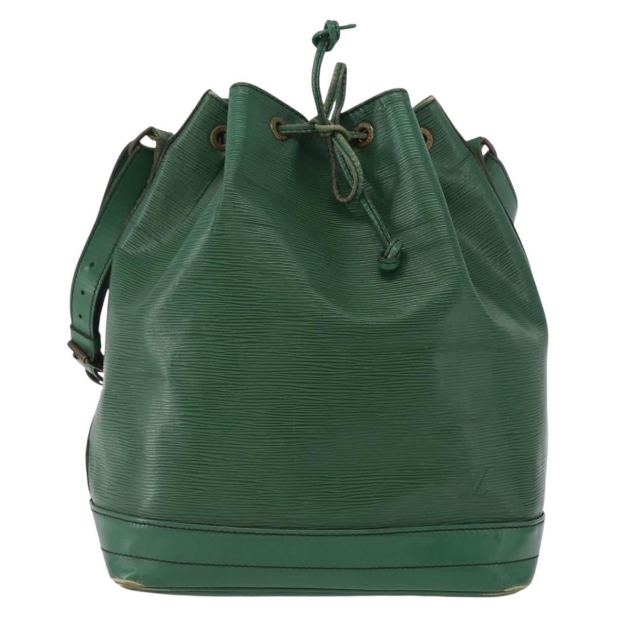 LOUIS VUITTON Epi Noe Shoulder Bag Green M44004 LV Auth LNZ274