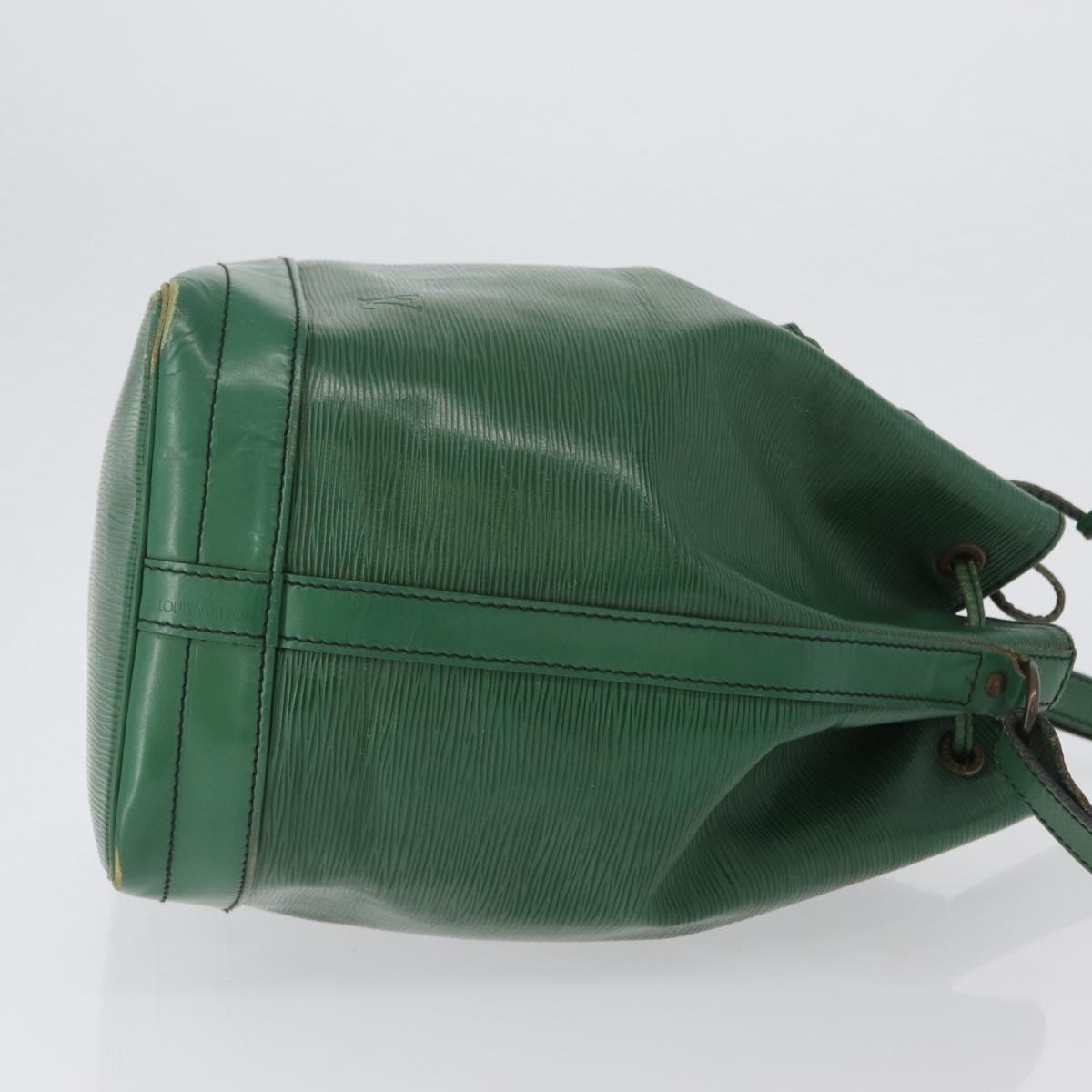 LOUIS VUITTON Epi Noe Shoulder Bag Green M44004 LV Auth LNZ274