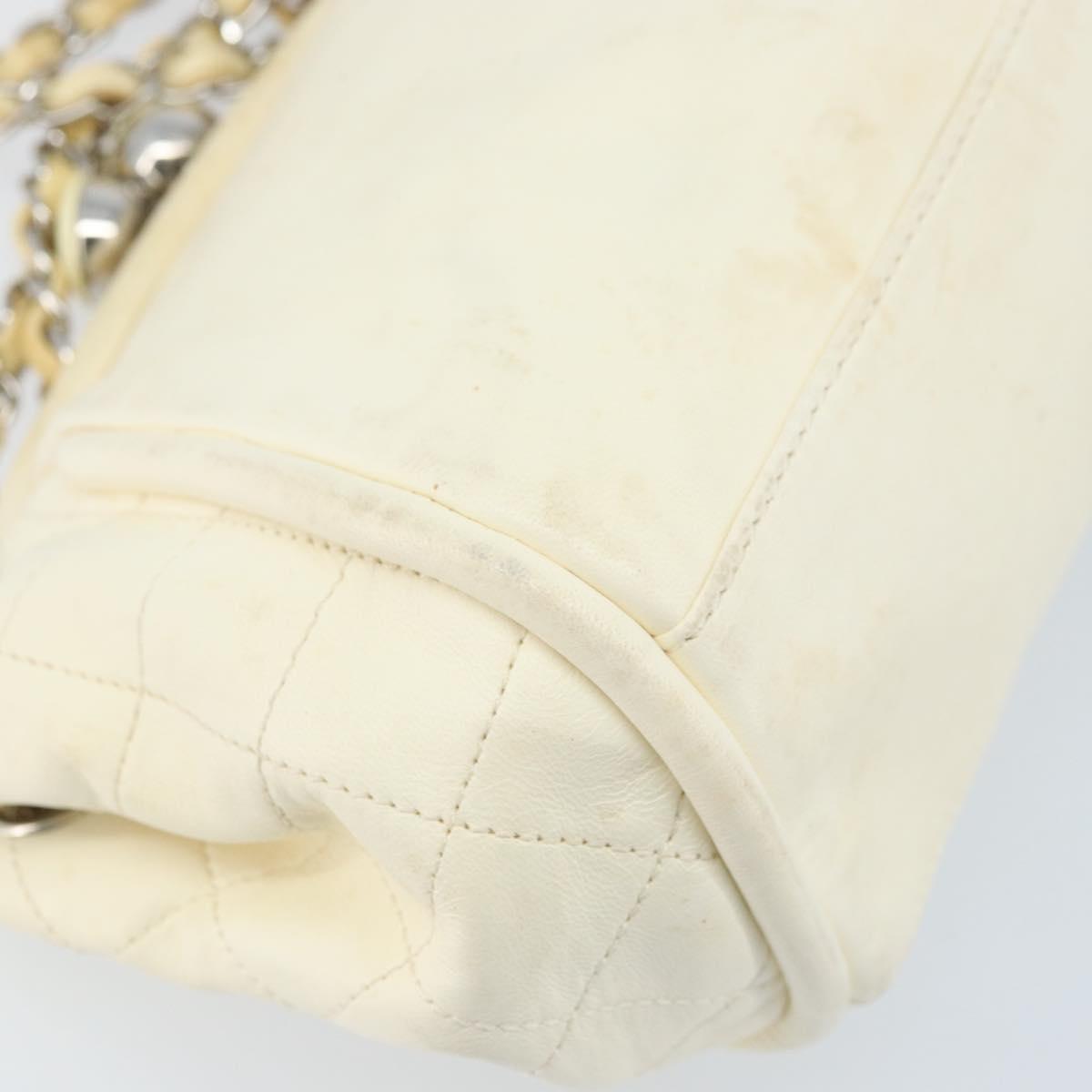 CHANEL Matelasse Chain Shoulder Bag Lamb Skin White Silver CC Auth LNZ357A