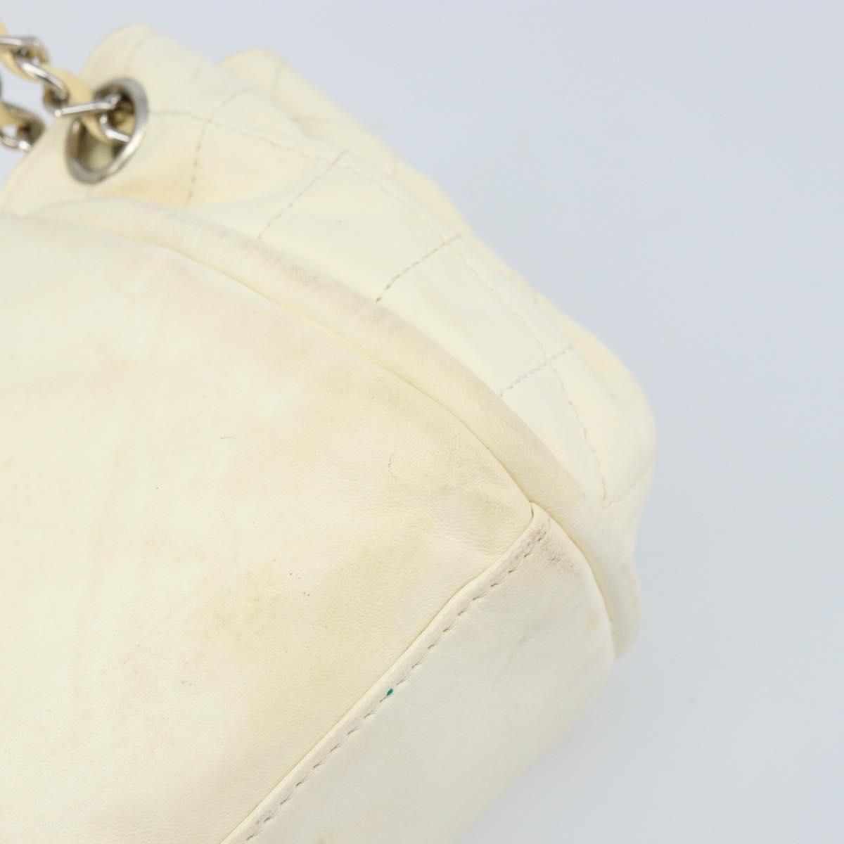 CHANEL Matelasse Chain Shoulder Bag Lamb Skin White Silver CC Auth LNZ357A