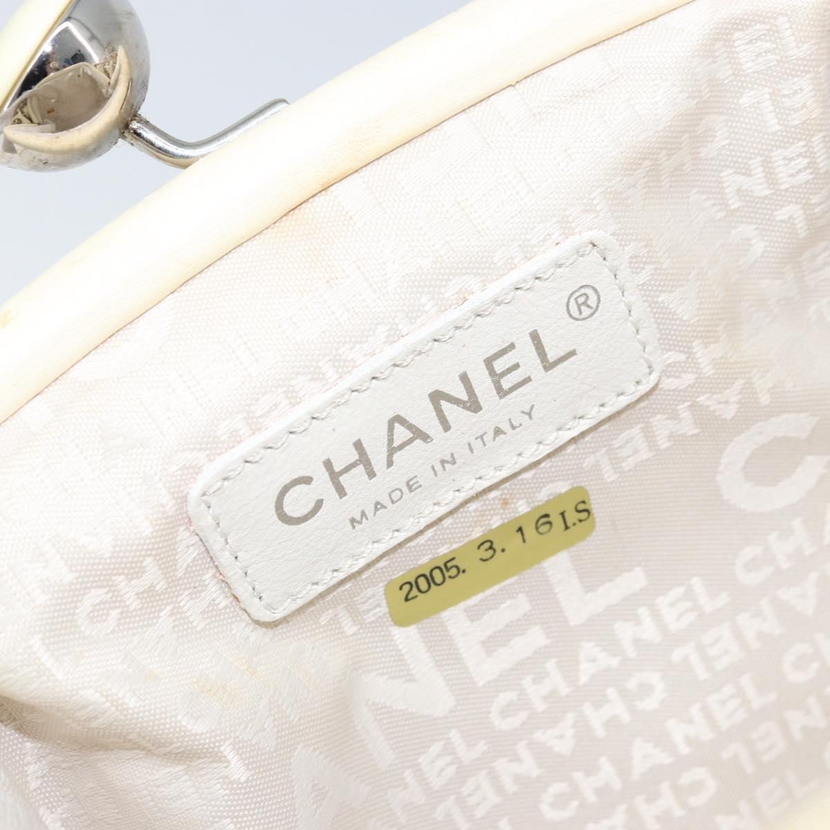 CHANEL Matelasse Chain Shoulder Bag Lamb Skin White Silver CC Auth LNZ357A