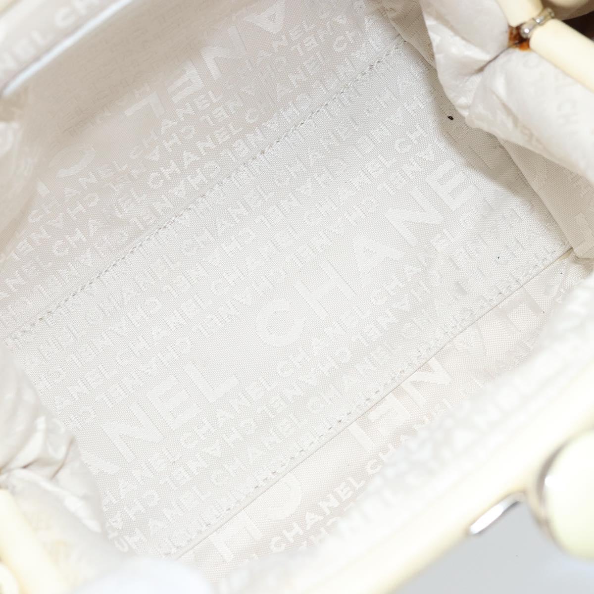 CHANEL Matelasse Chain Shoulder Bag Lamb Skin White Silver CC Auth LNZ357A