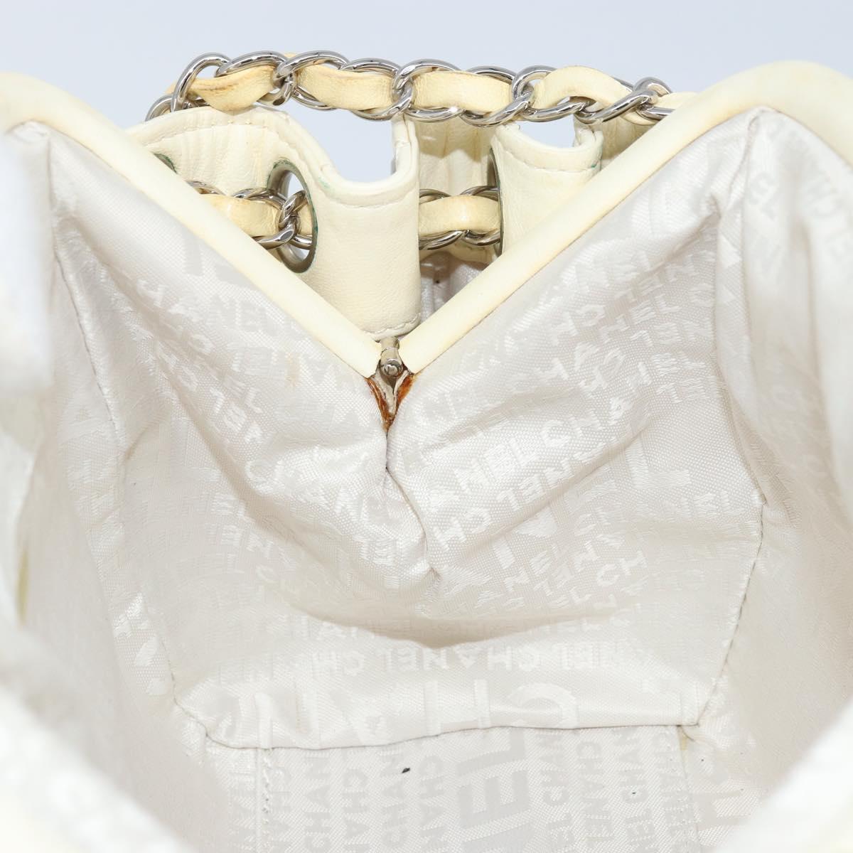 CHANEL Matelasse Chain Shoulder Bag Lamb Skin White Silver CC Auth LNZ357A