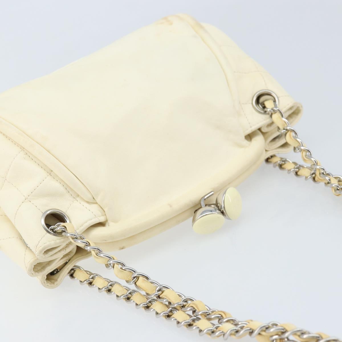 CHANEL Matelasse Chain Shoulder Bag Lamb Skin White Silver CC Auth LNZ357A