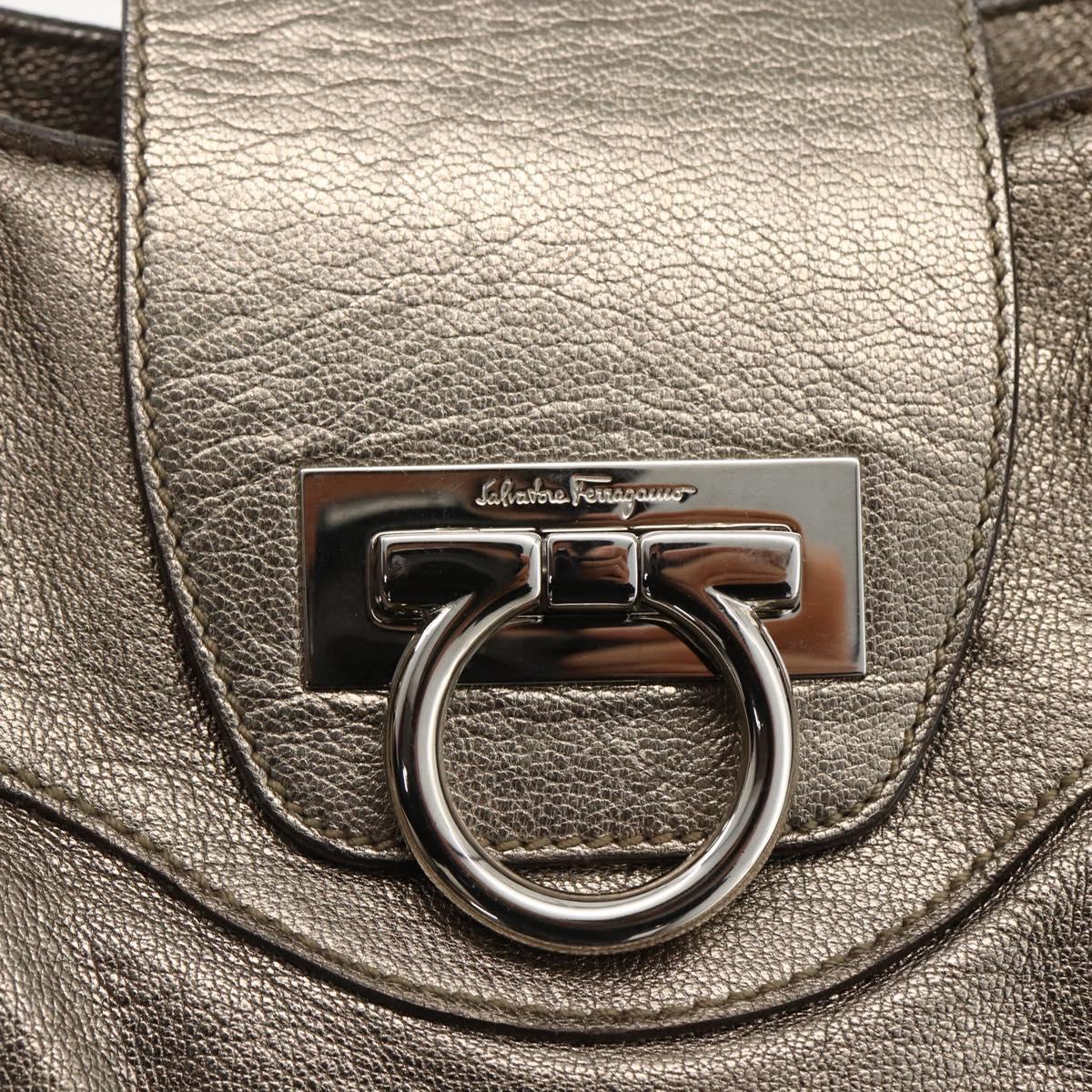 Salvatore Ferragamo Gancini Hand Bag Leather White Silver Auth LNZ426