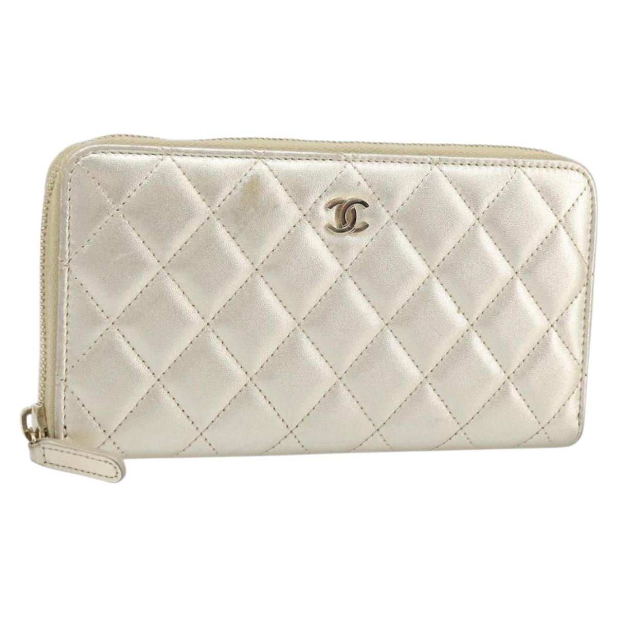 CHANEL Matelasse Long Wallet Lamb Skin Gold Tone CC Auth LNZ571V