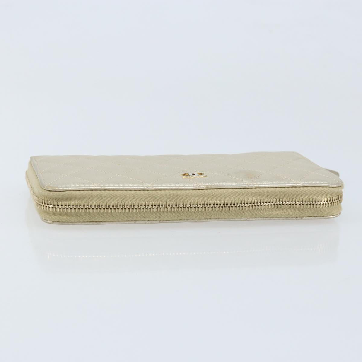 CHANEL Matelasse Long Wallet Lamb Skin Gold Tone CC Auth LNZ571V