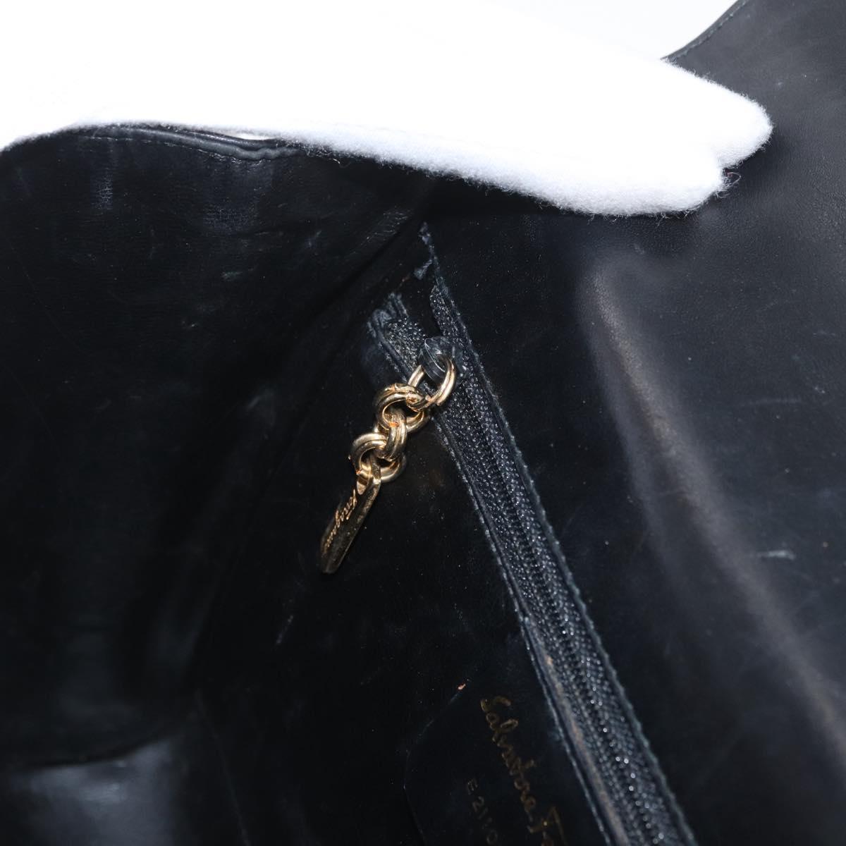 Salvatore Ferragamo Gancini Shoulder Bag Leather Black Gold Auth LNZ598