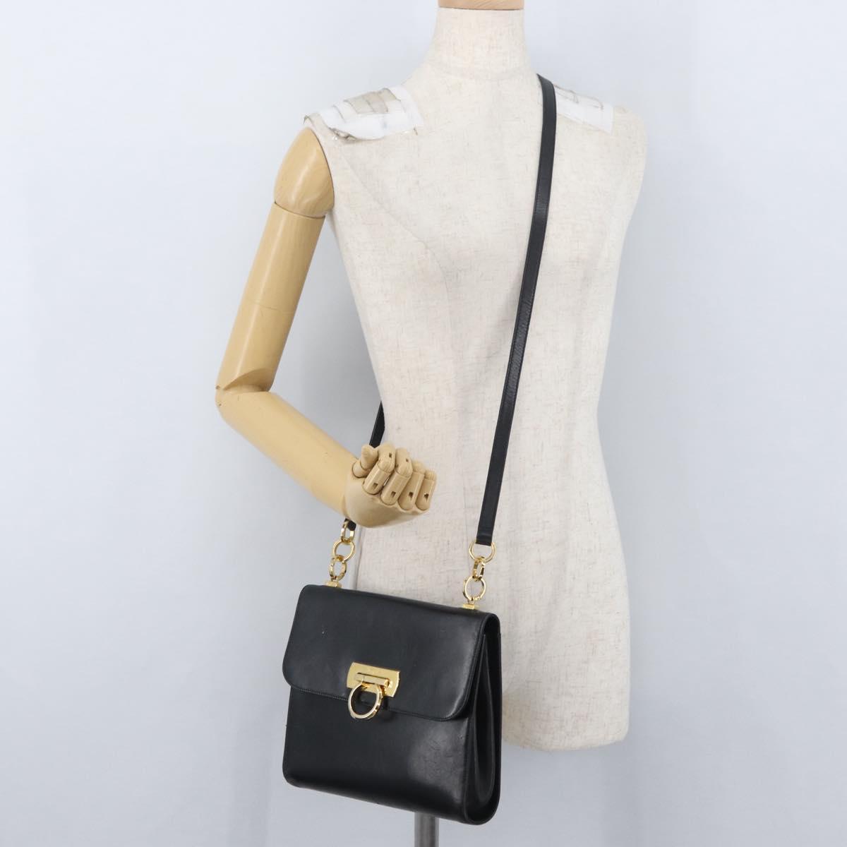 Salvatore Ferragamo Gancini Shoulder Bag Leather Black Gold Auth LNZ598