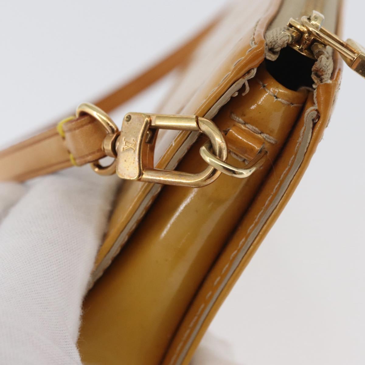 LOUIS VUITTON Monogram Vernis Lexington Pouch Beige M91010 LV Auth LNZ662