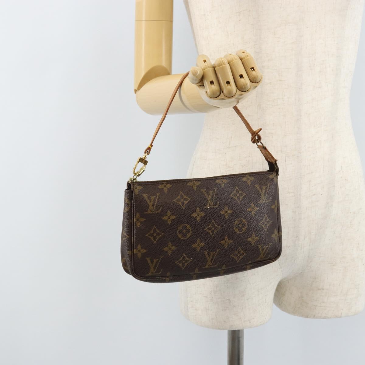 LOUIS VUITTON Monogram Pochette Accessoires Pouch M51980 LV Auth LNZ664