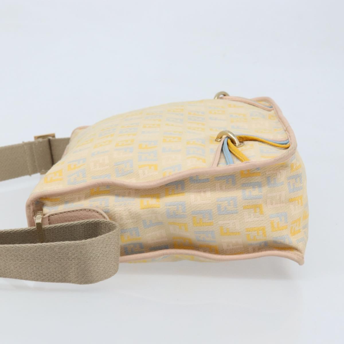 FENDI Zucchino Canvas Shoulder Bag Beige Gold Auth LNZ697
